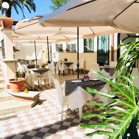 Villino Gregoraci Relais Bed & Breakfast Santa Marinella Exterior foto