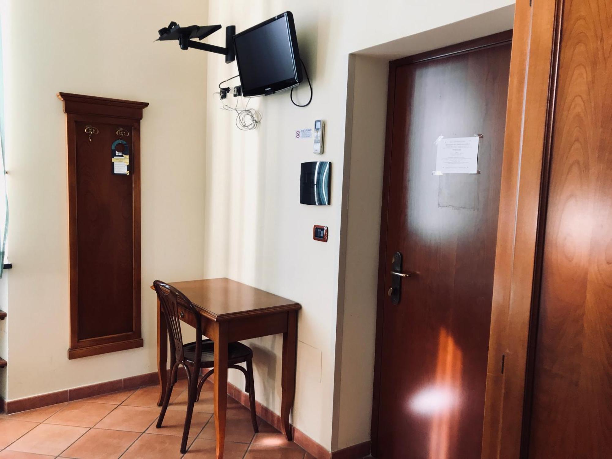 Villino Gregoraci Relais Bed & Breakfast Santa Marinella Exterior foto