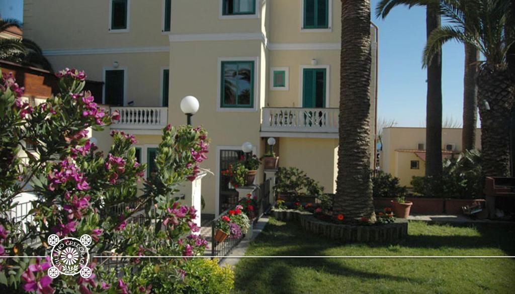 Villino Gregoraci Relais Bed & Breakfast Santa Marinella Exterior foto